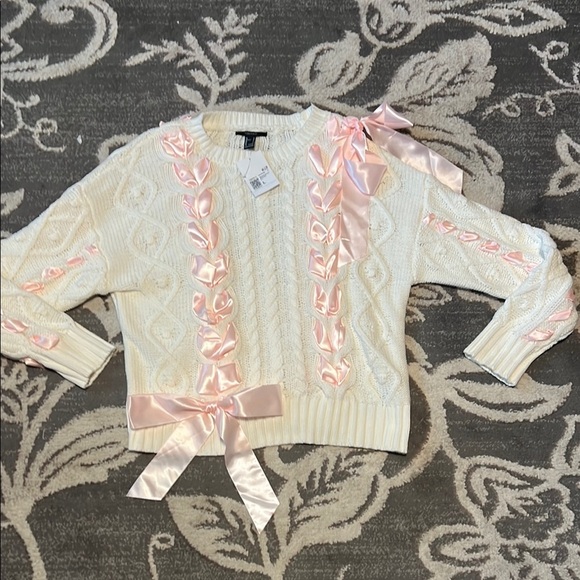 Forever 21 Cream and Pink Crew Neck Sweater - Picture 1 of 4
